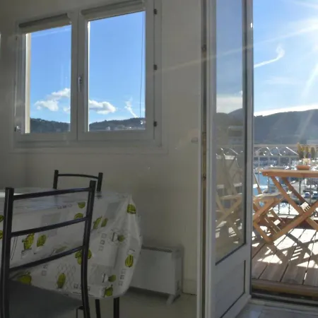 2-4 Pers Avec Terrasse Et Vue Mer, Port-vendres, Calme, Proximite Centre - Fr-1-225c-7 * Port Vendres