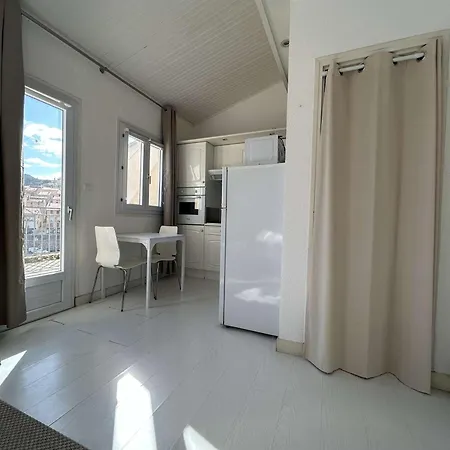 Appartamento 2-4 Pers Avec Terrasse Et Vue Mer, Port-vendres, Calme, Proximite Centre - Fr-1-225c-7 *